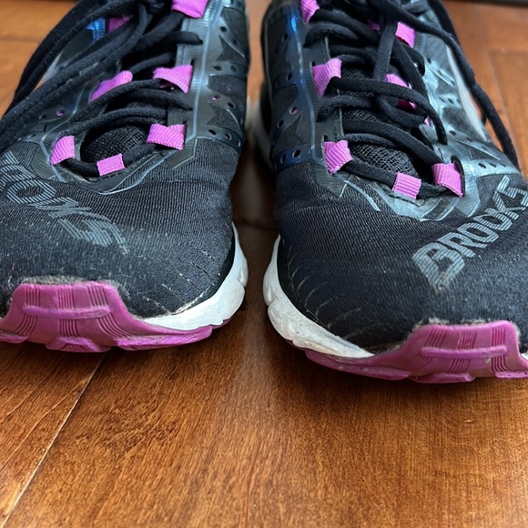 Brooks Women’s running sneakers Neuro2 size 8.5 black used - Picture 11 of 17